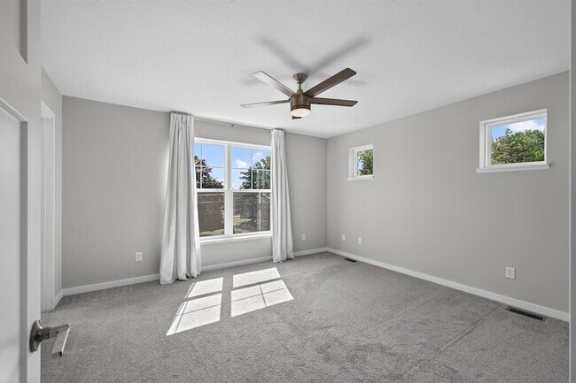 Building Photo - 1546 Timberwood Ln