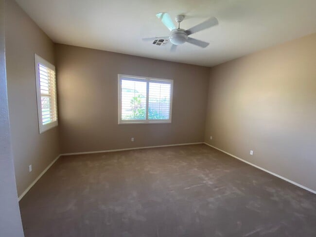 Building Photo - Dream Home in Power Ranch!