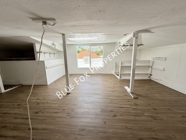 Building Photo - 4635 E Camino Rosa