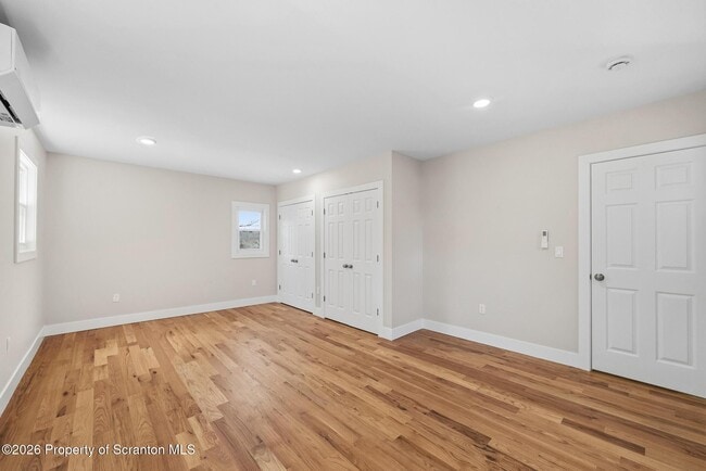 Building Photo - 305 Parsonage St