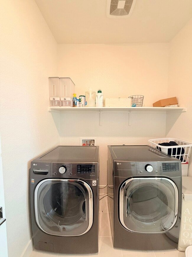 Building Photo - 5329 Frisanco Wy