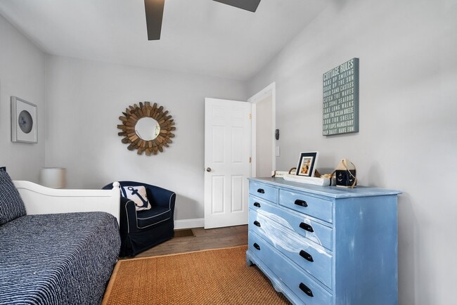 Building Photo - 76 S Edgewood Rd