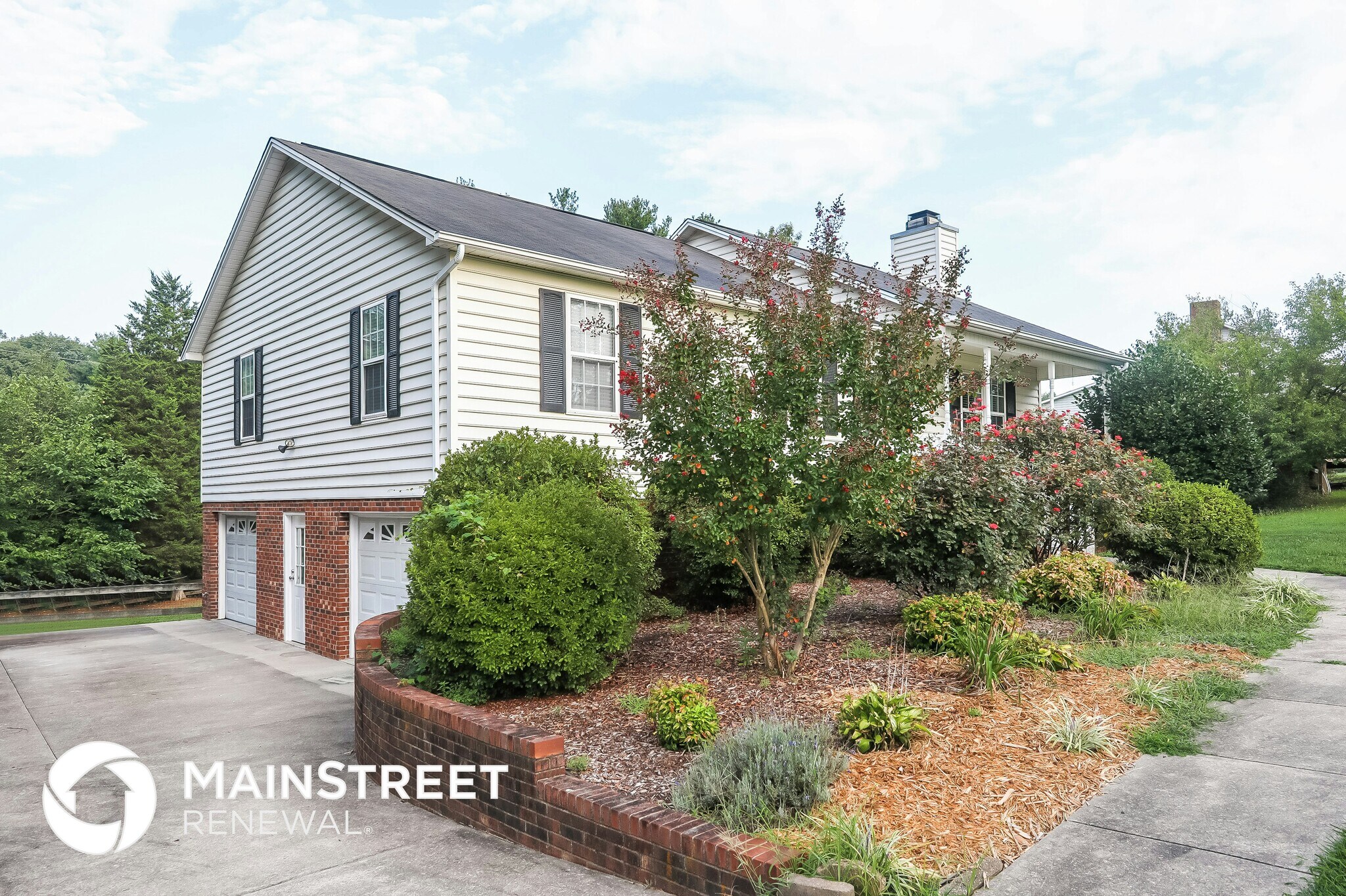 Building Photo - 404 Graves Mill Rd