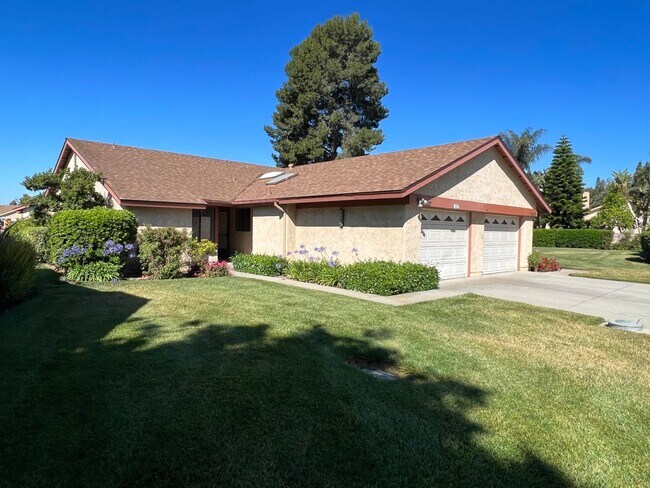 Primary Photo - Updated 2 bed / 2 bath Capri in Leisure Vi...