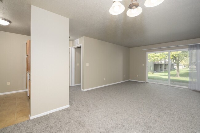 Building Photo - Washington Heights Apartments