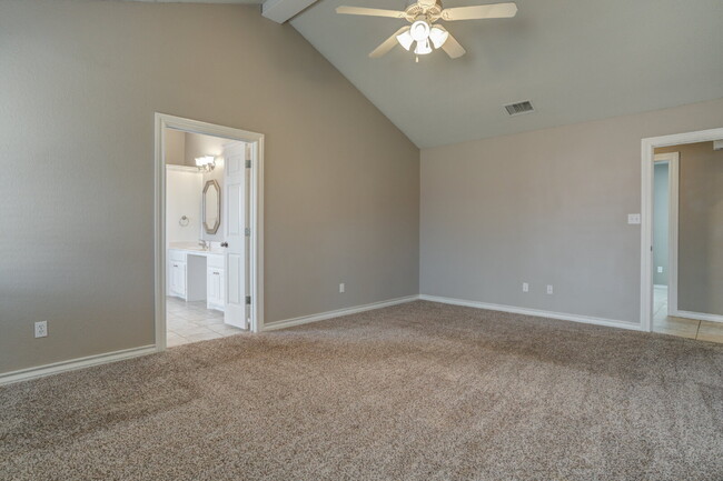 Building Photo - Gorgeous Home in Cooper District!!