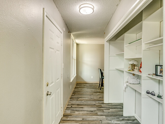 Building Photo - Hillcrest Residences