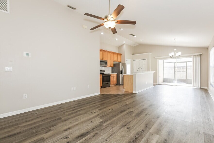 Building Photo - 11710 Mango Cross Ct