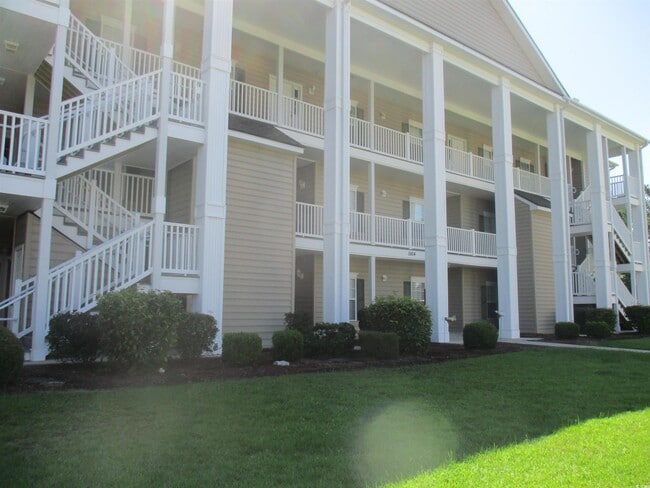 Primary Photo - 5804 Longwood Dr