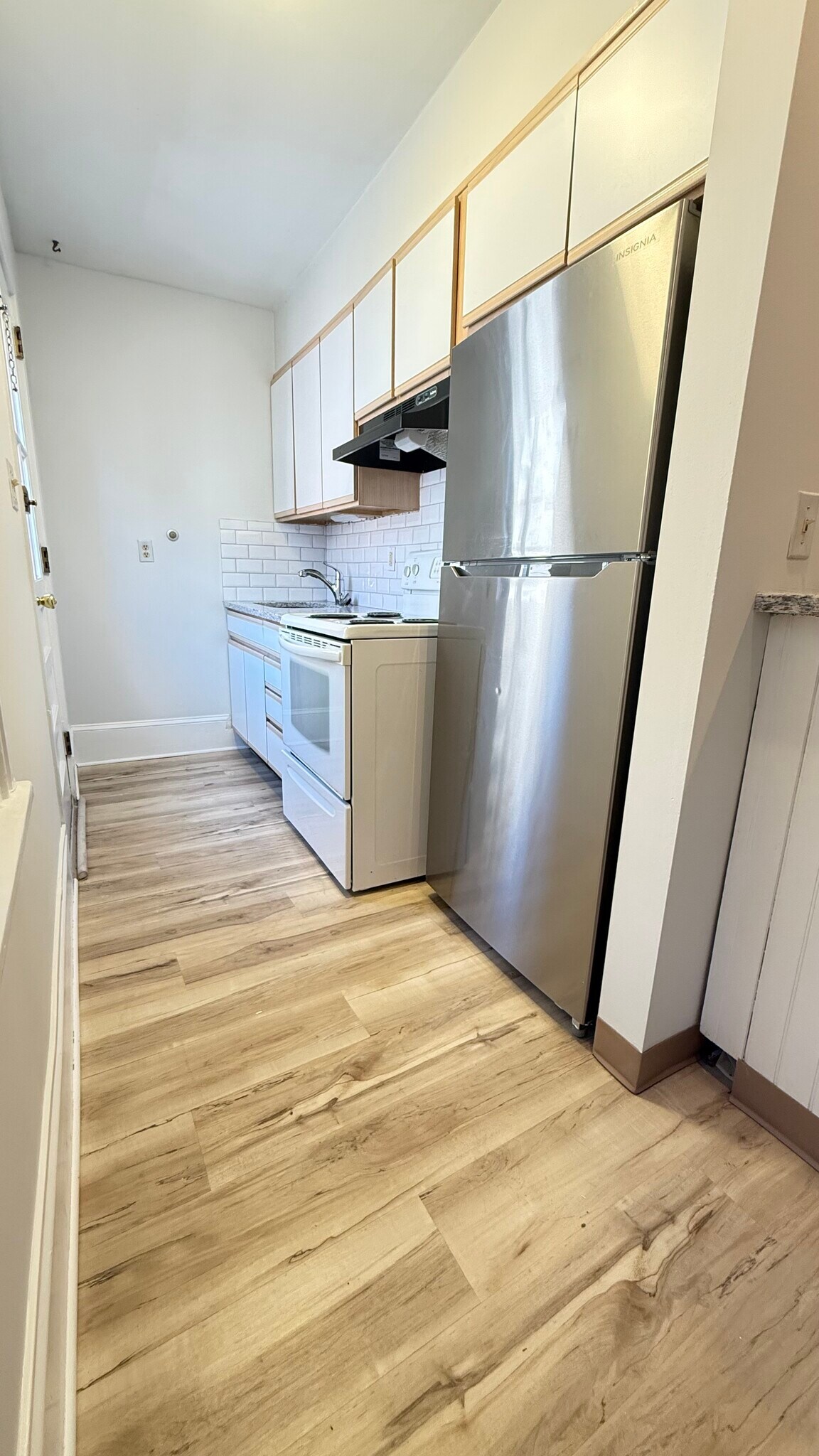 Building Photo - 1203 Delaware Ave