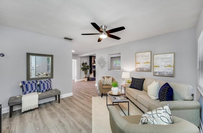 Building Photo - 3703 W Leila Ave