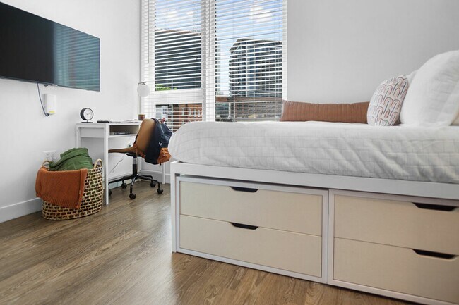 Hillsboro Studio - Bedroom - Broadview at Vanderbilt