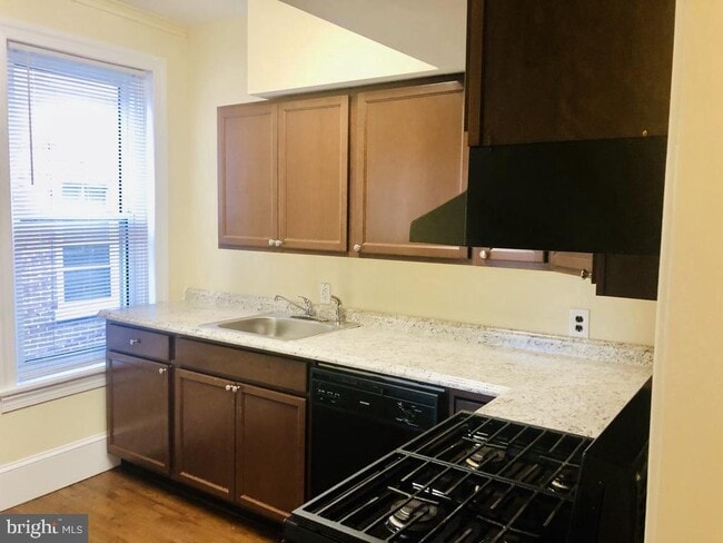 Building Photo - 1415 N Harrison St