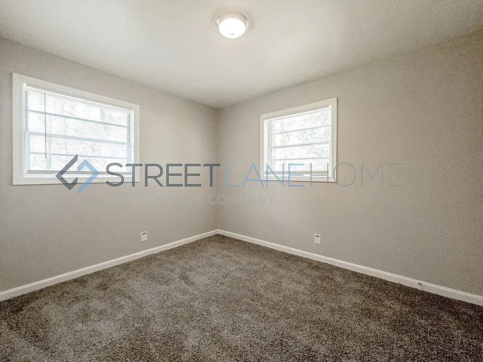 Building Photo - 4820 Harbin St