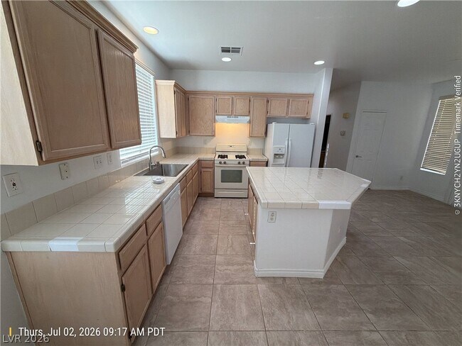 Building Photo - 5984 Attavilla Dr