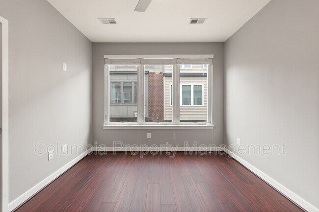 Building Photo - 4516 Kennedy St