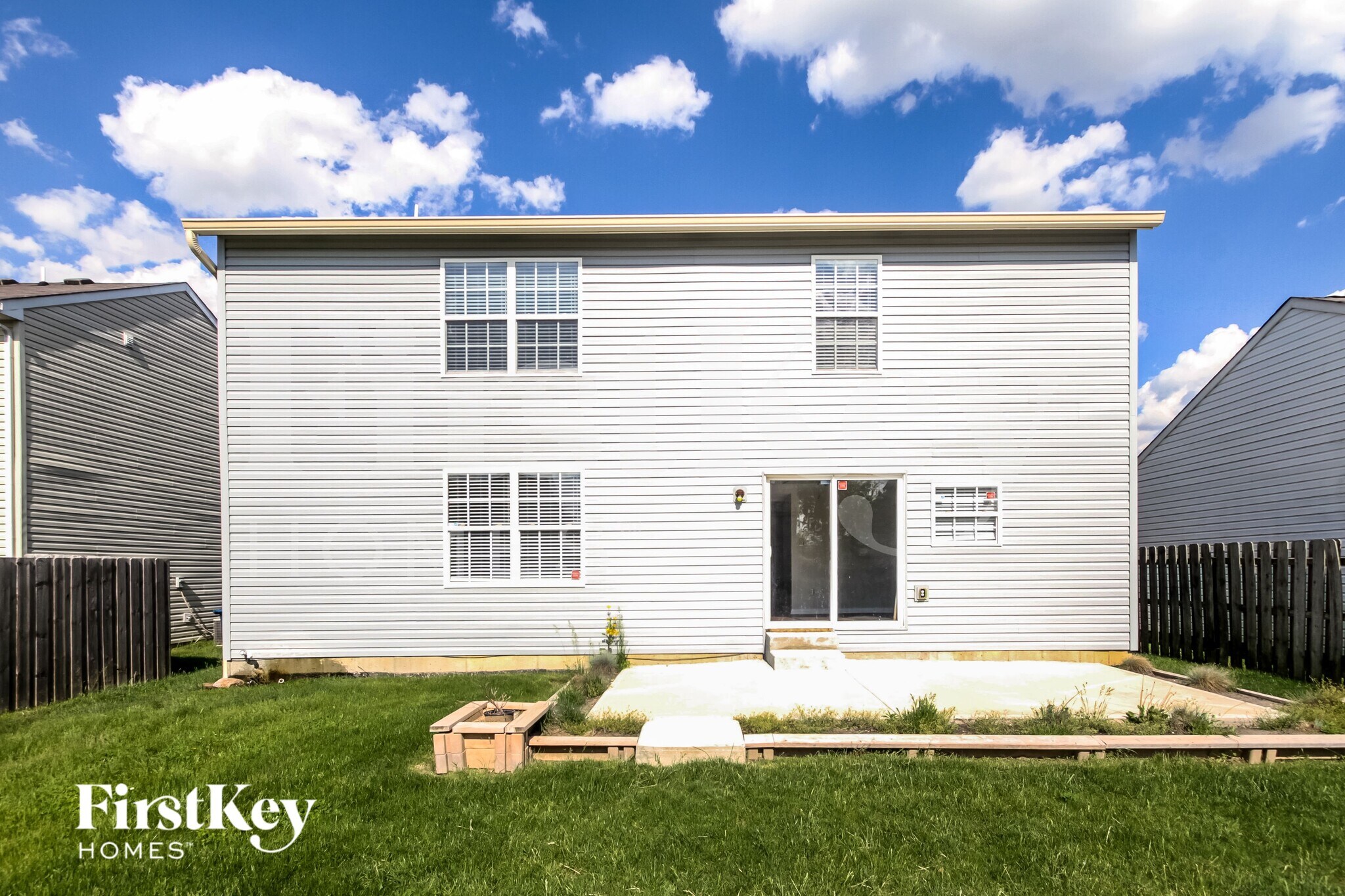 Building Photo - 2814 Rothe Ln