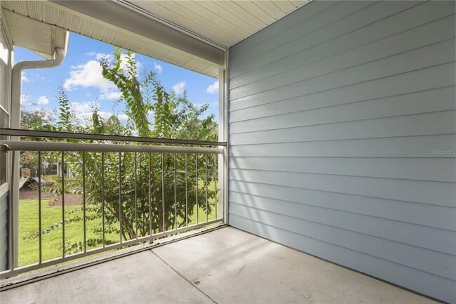 Building Photo - 2584 Grassy Point Dr