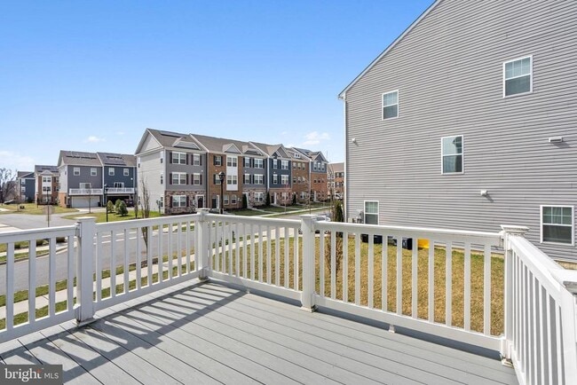 Building Photo - 9715 Summerton Dr