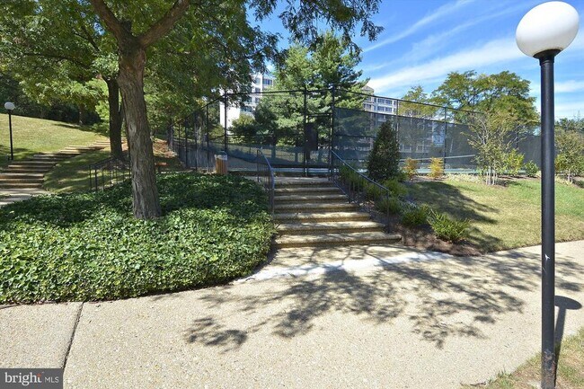 Building Photo - 5500 Holmes Run Pkwy