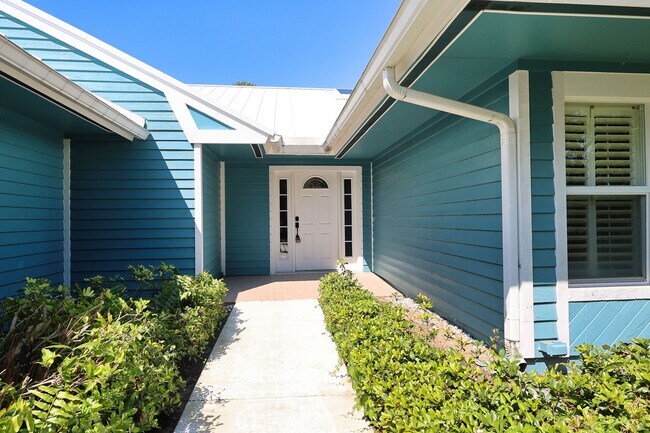 Building Photo - 410 Arrowhead Trail