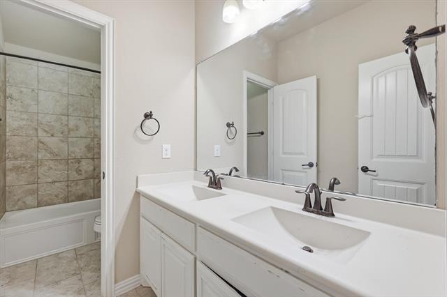 Building Photo - 4411 Heavenly Dr