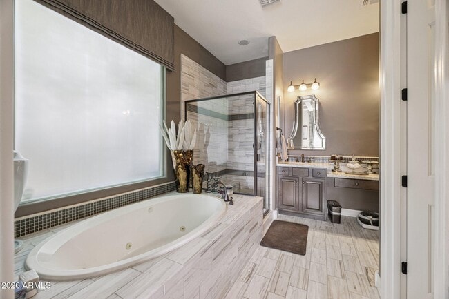 Building Photo - 5907 E Calle de Las Estrellas Rd