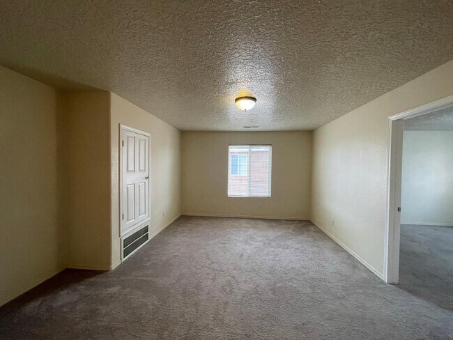 Building Photo - 9620 Sundoro Pl NW