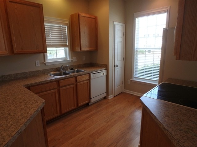 Building Photo - 216 Haywood Ln