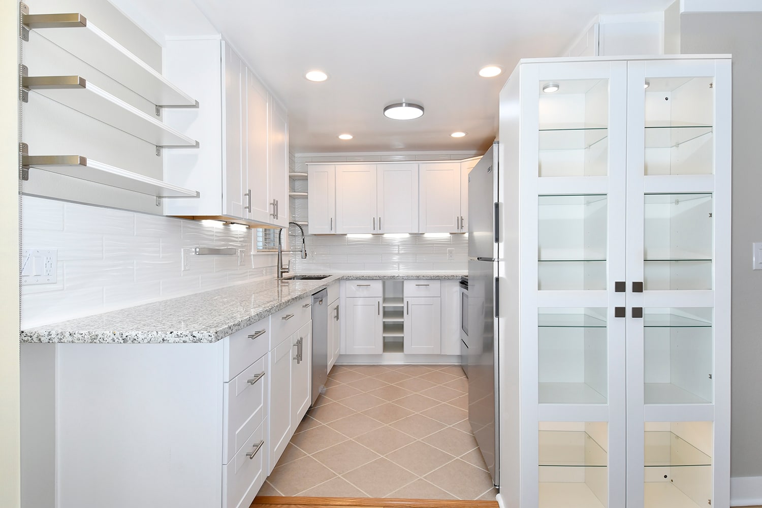 Building Photo - 6 SE 136th Ave