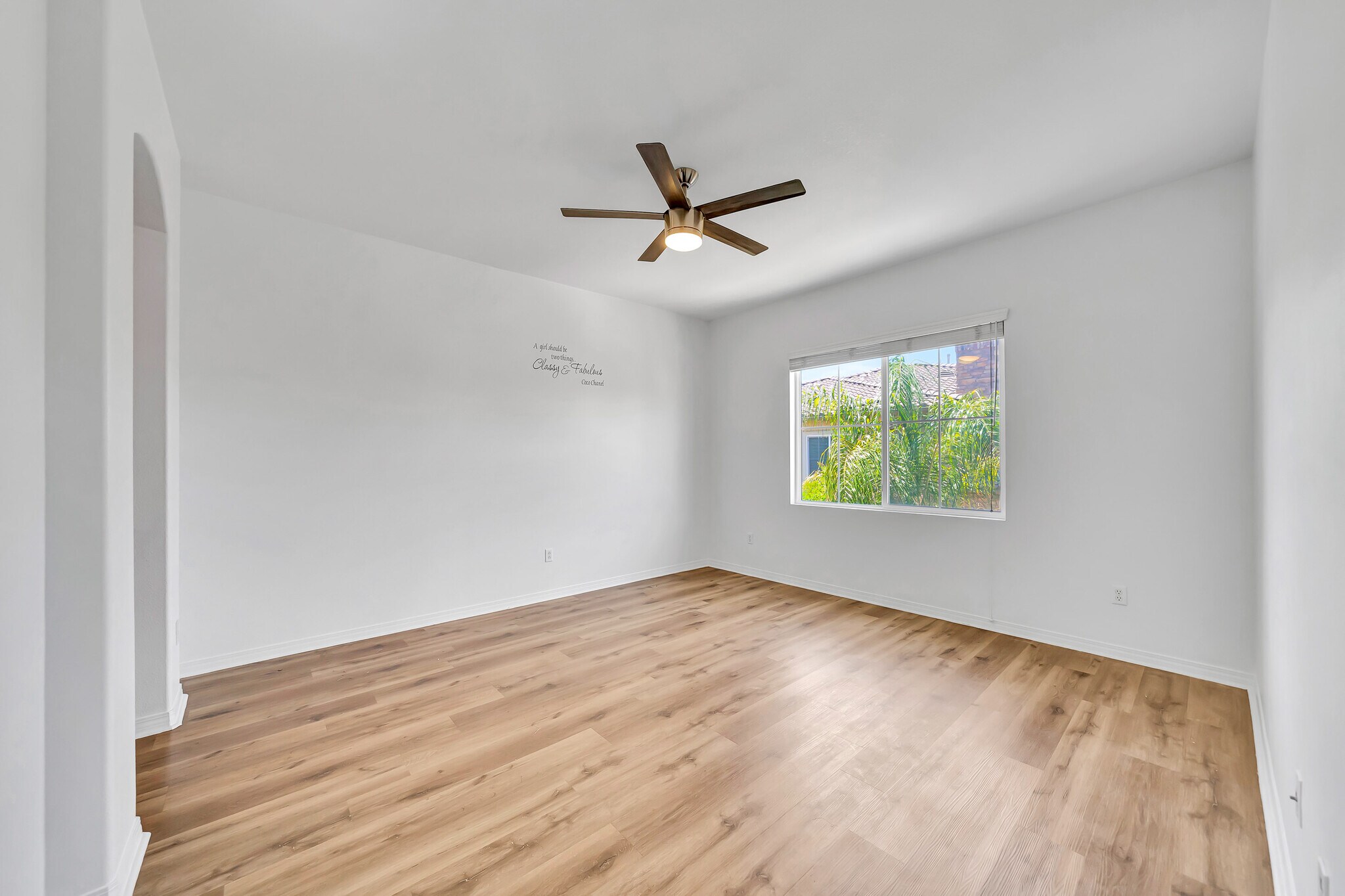 Building Photo - 23904 Calle del Sol Dr