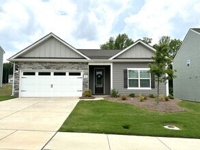 Building Photo - Charming Ranch Home w/Flex Space