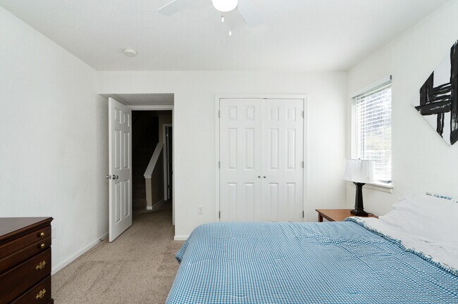 Building Photo - 1401 Sundance Dr