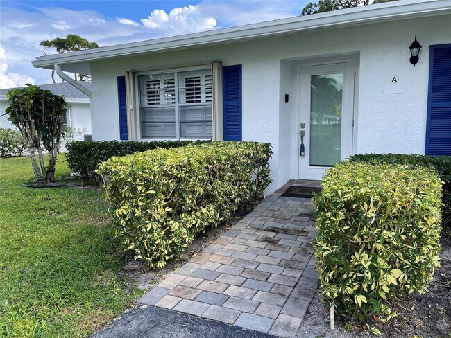 Building Photo - 5388 Privet Pl