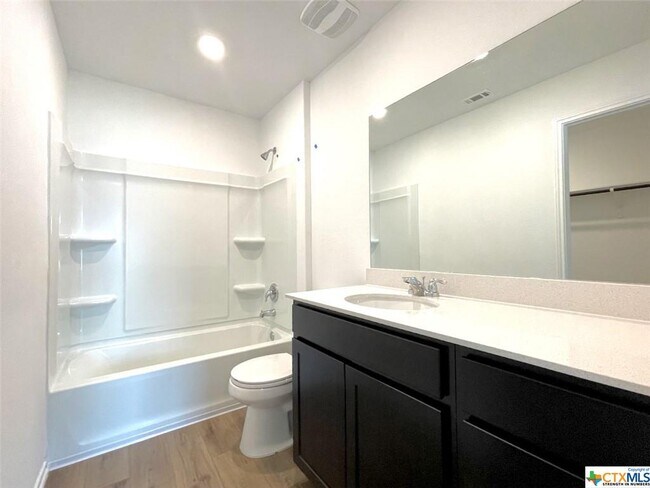 Building Photo - 296 Gypsum Vly