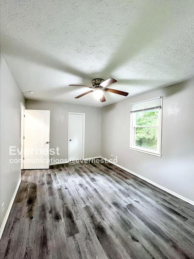 Building Photo - 4749 Colemont Pl