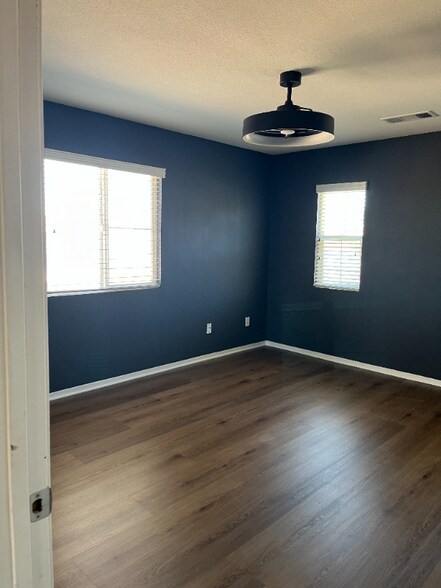 Building Photo - 37133 Kingcup Terrace