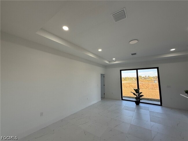 Building Photo - 2618 69th St W