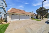 Building Photo - Beautifully Updated 5 Bedroom Woodbridge Home with Pool and much more!