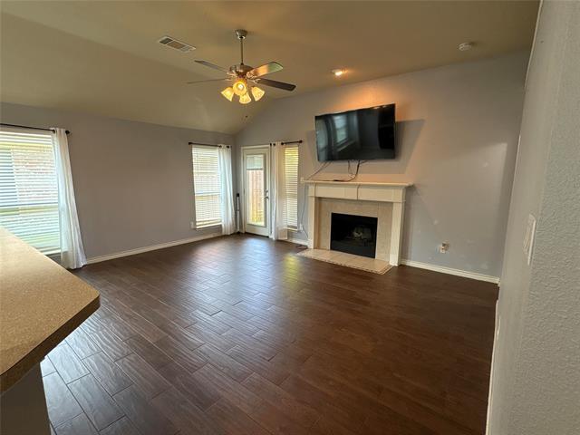 Building Photo - 221 Spring Hollow Dr