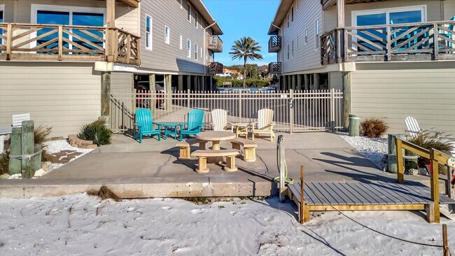 Building Photo - 10 Gulf Blvd