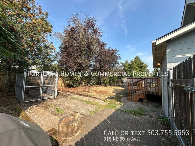 Building Photo - 915 NE 80th Ave
