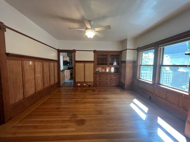 Building Photo - Beautiful 2bed 1bath home in Downtown Sacramento