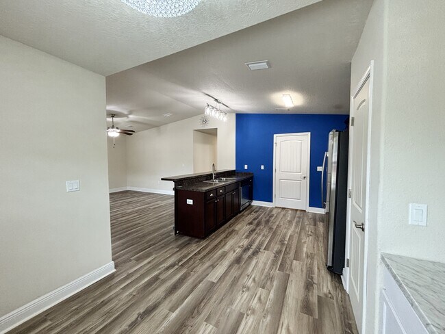 Building Photo - 5143 Carmell Ridge Cir