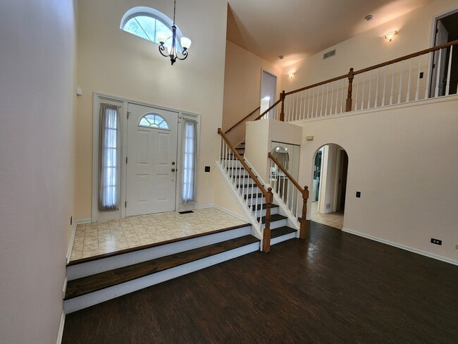 Building Photo - 4780 Amber Cir