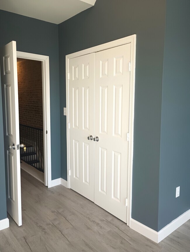 Building Photo - 2932 McElderry St