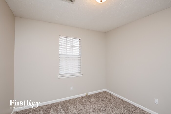Building Photo - 1221 Oak Arbour Ave