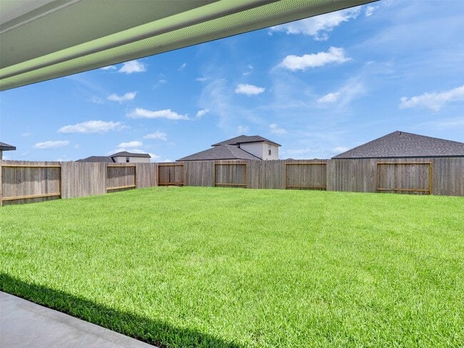 Building Photo - 9011 Serene Hvn Dr