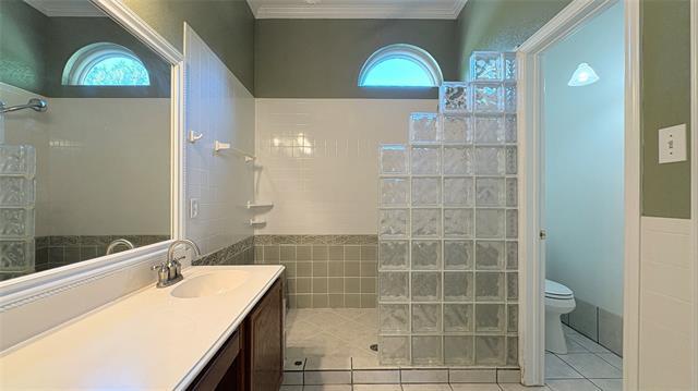 Building Photo - 1164 Pleasant Oaks Dr
