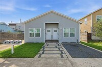 Building Photo - 2620 Delafield St